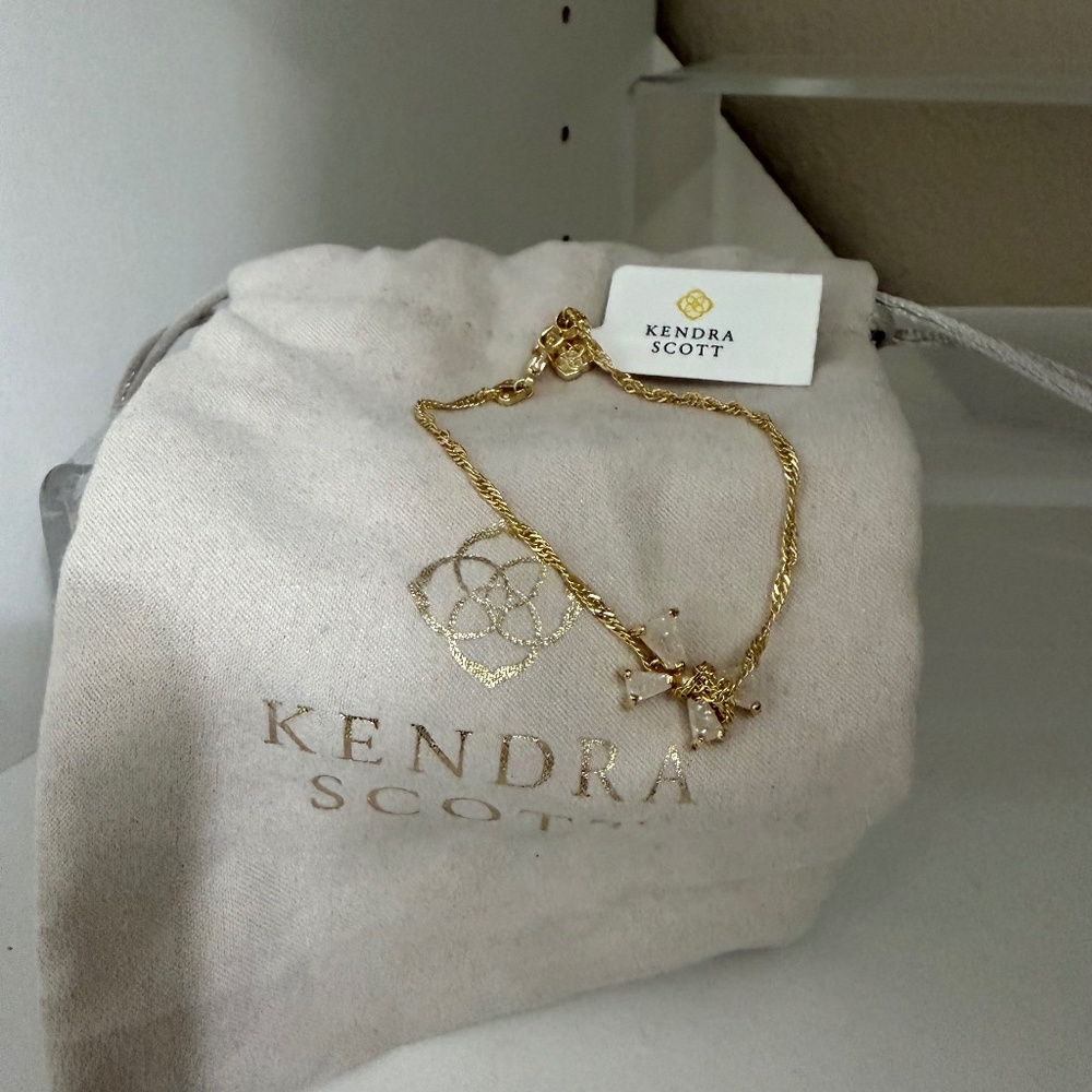Kendra Scott bow bracelet
